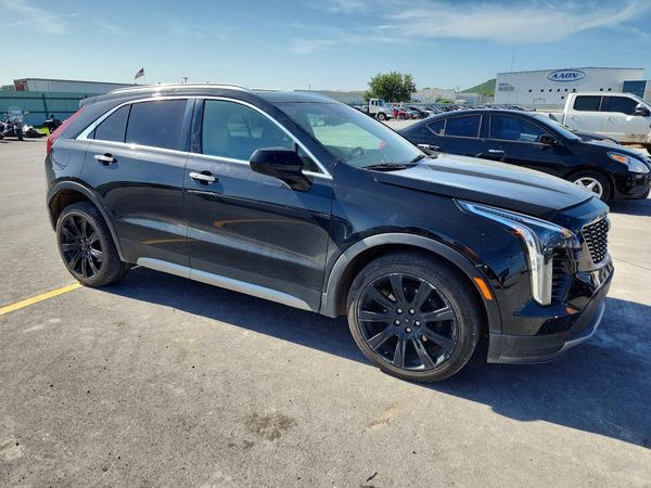 2020 CADILLAC XT4 Premium Luxury