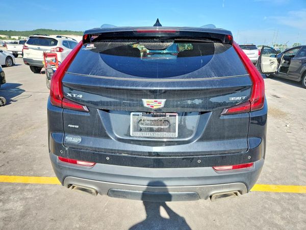 2020 CADILLAC XT4 Premium Luxury