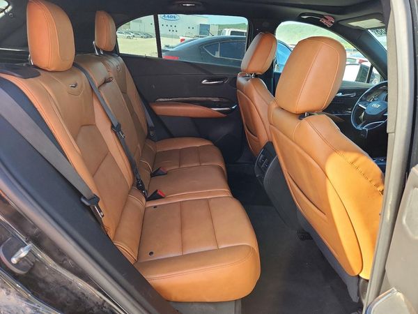 2020 CADILLAC XT4 Premium Luxury
