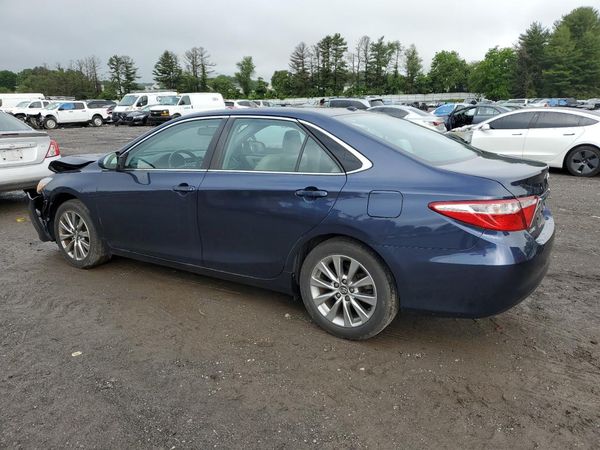 2016 TOYOTA CAMRY