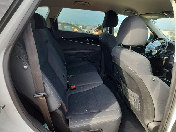 2019 KIA SORENTO L, LX, S
