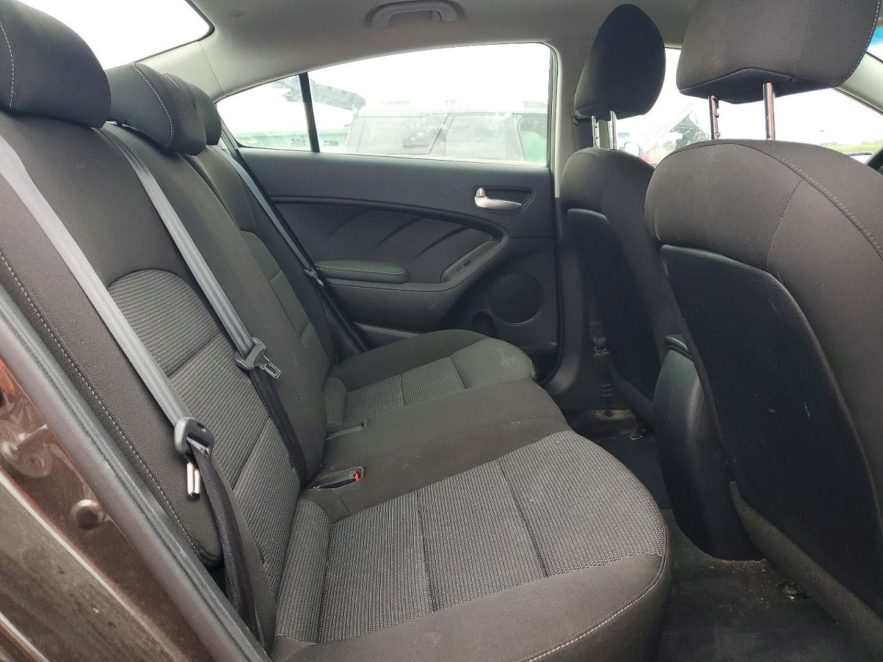 2018 KIA FORTE LX Base