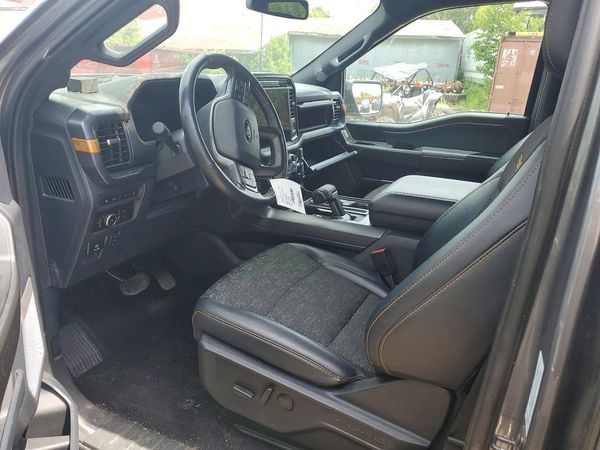 2024 FORD F150