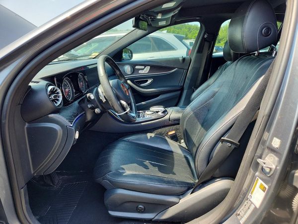 2017 MERCEDES-BENZ E