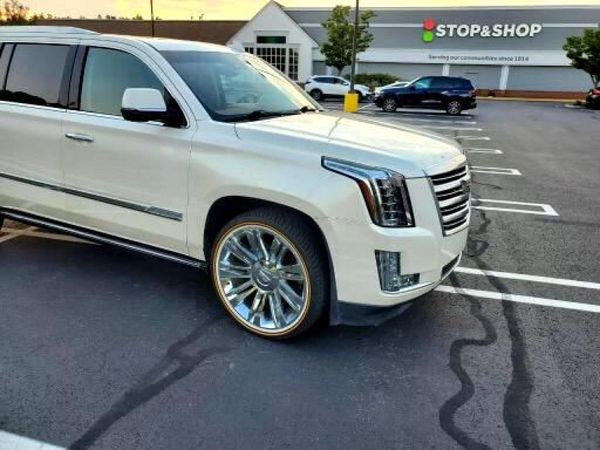 2016 CADILLAC ESCALADE