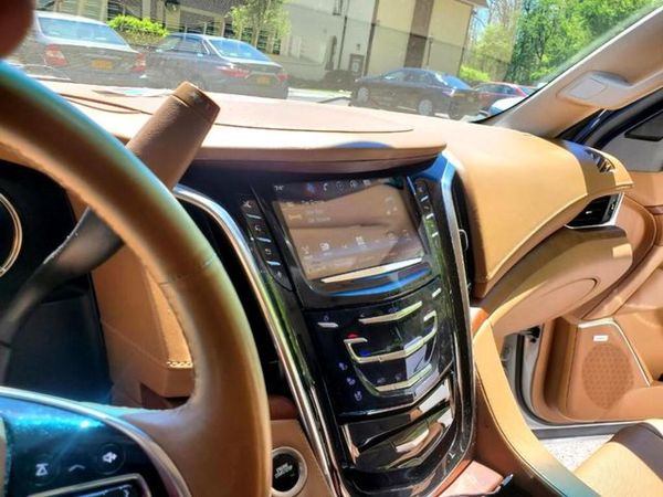 2016 CADILLAC ESCALADE