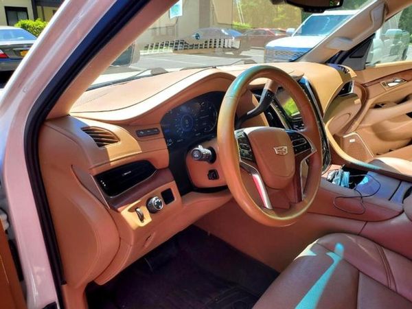 2016 CADILLAC ESCALADE