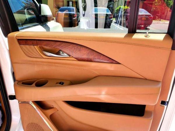 2016 CADILLAC ESCALADE