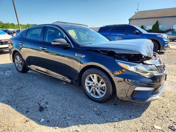 2019 KIA OPTIMA LX, S