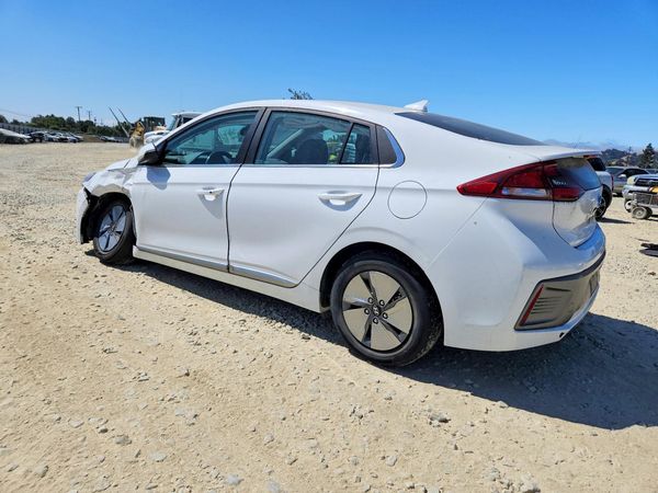 2022 HYUNDAI IONIQ SE