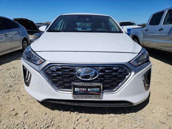 2022 HYUNDAI IONIQ SE