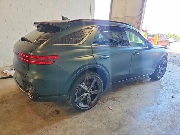 2024 GENESIS GV70
