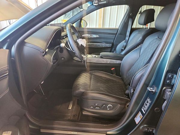 2024 GENESIS GV70