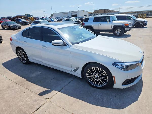 2019 BMW 530