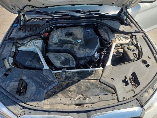 2019 BMW 530