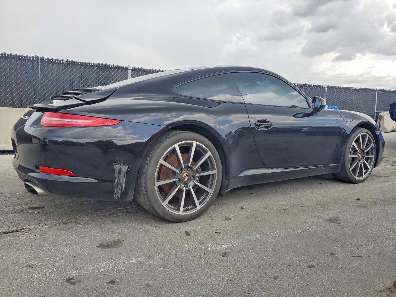 2014 PORSCHE 911 Base (2WD), 4 (4WD)