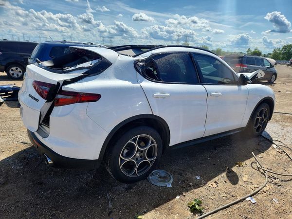 2021 ALFA ROMEO STELVIO AWD