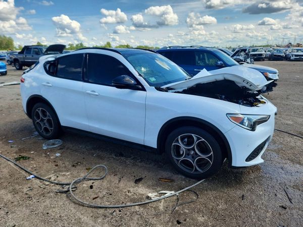 2021 ALFA ROMEO STELVIO AWD