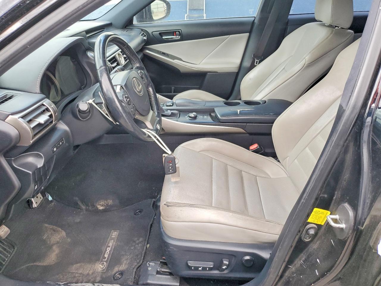 2015 LEXUS IS 250