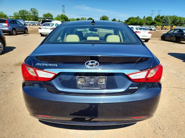2013 HYUNDAI SONATA