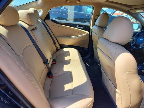 2013 HYUNDAI SONATA