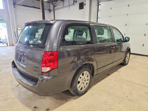 2018 DODGE GRAND CARAVAN SE