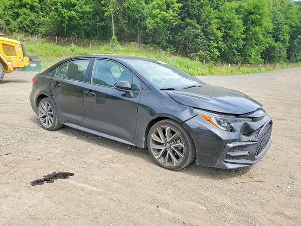 2022 TOYOTA COROLLA