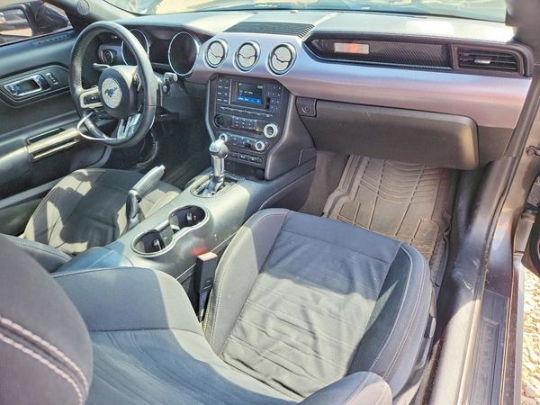 2017 FORD MUSTANG I4 Coupe