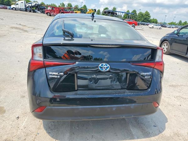 2020 TOYOTA PRIUS