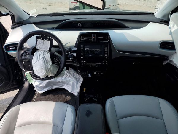 2020 TOYOTA PRIUS
