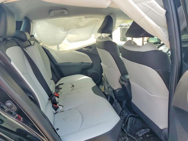 2020 TOYOTA PRIUS