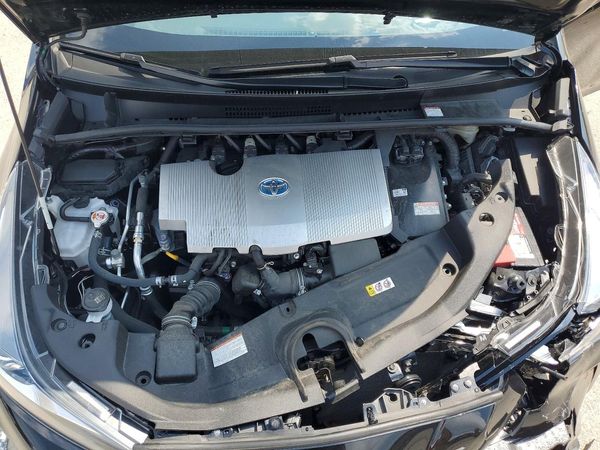 2020 TOYOTA PRIUS