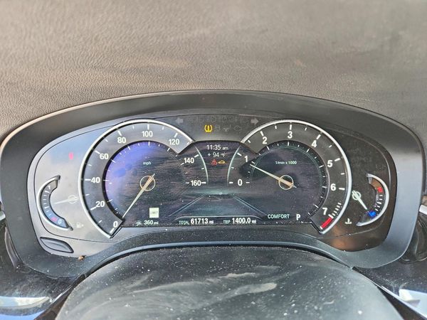 2019 BMW 530