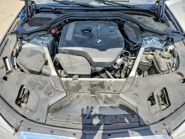 2019 BMW 530