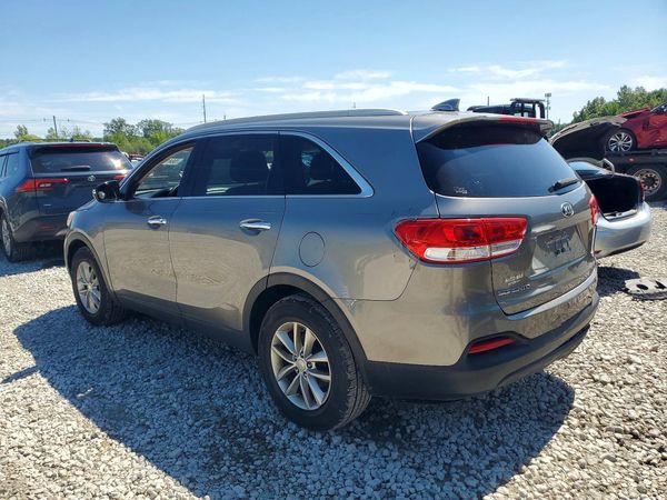 2016 KIA SORENTO L / LX