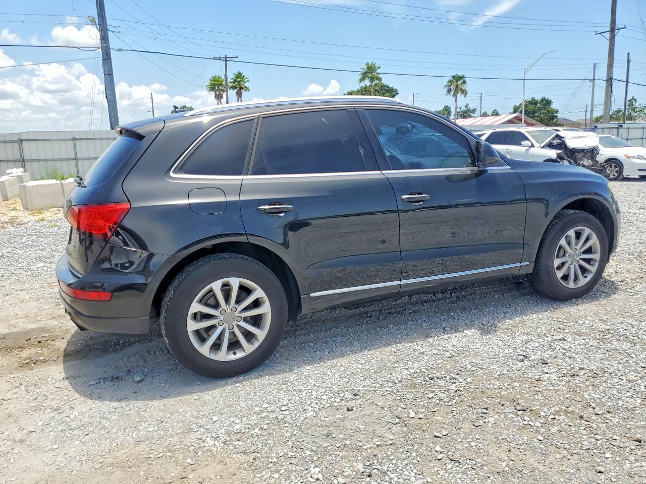 2015 AUDI Q5 Premium Plus