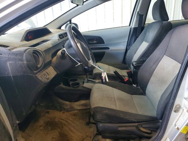 2012 TOYOTA PRIUS