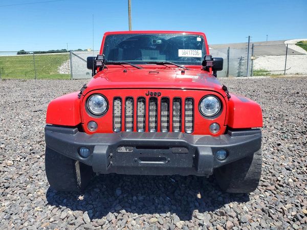 2017 JEEP WRANGLER UNLIMITED SAHARA 4X4