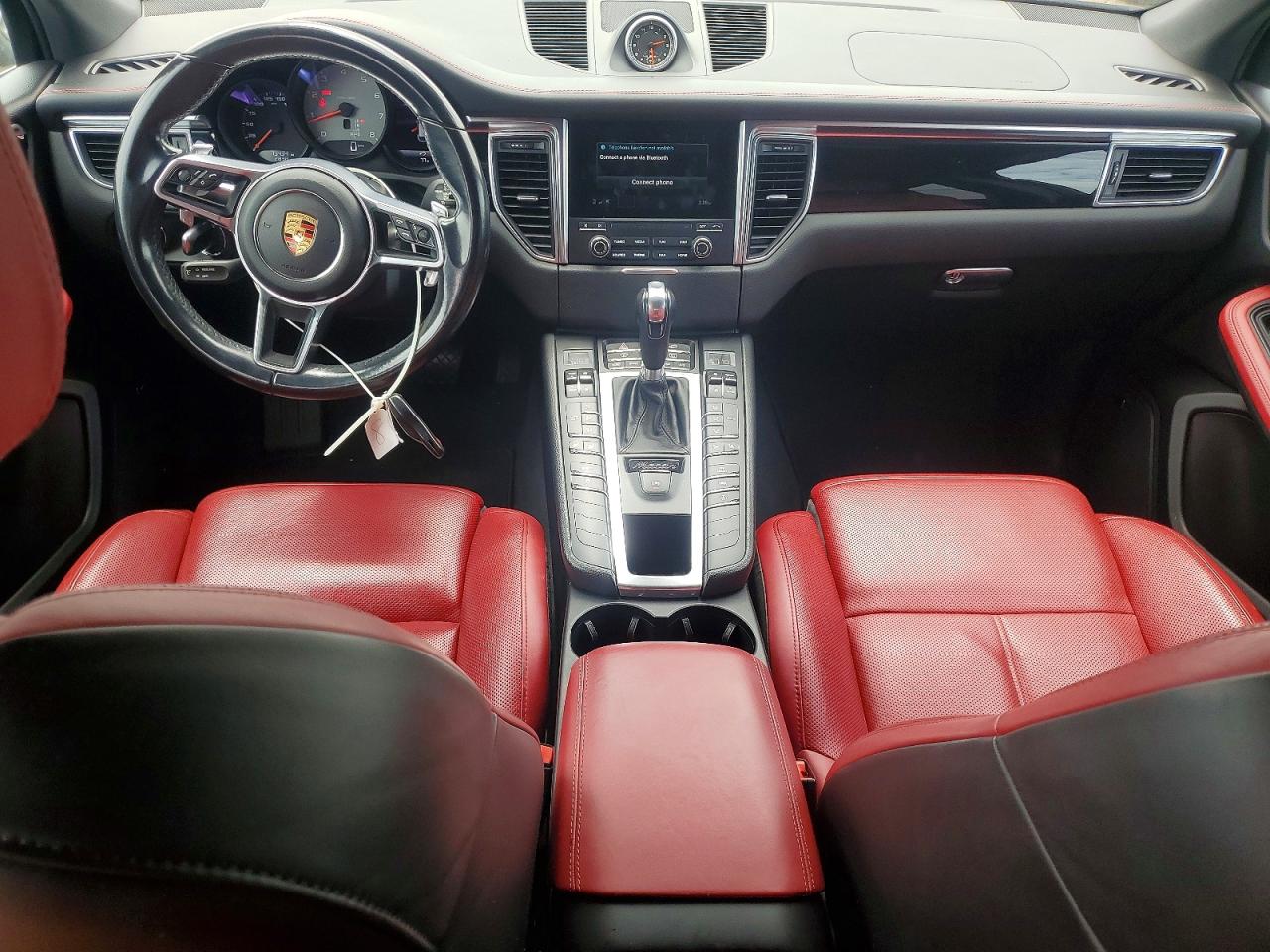 2017 PORSCHE MACAN