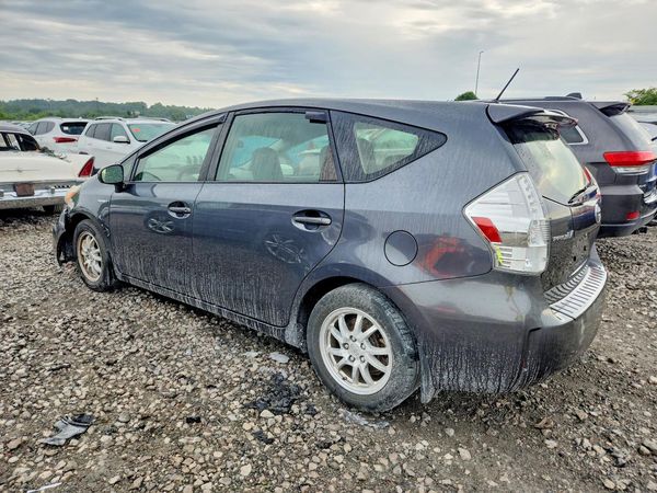 2013 TOYOTA PRIUS V TH