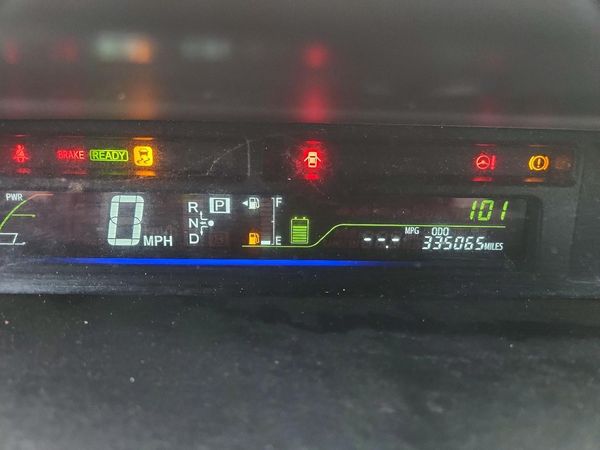 2013 TOYOTA PRIUS V TH