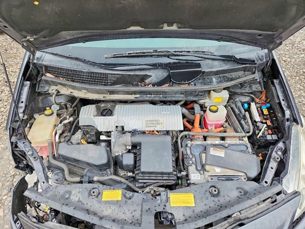 2013 TOYOTA PRIUS V TH
