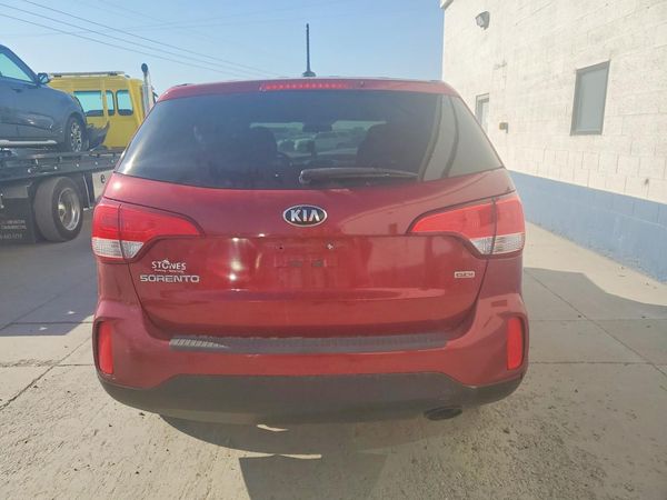 2015 KIA SORENTO GL
