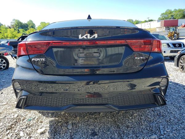 2023 KIA FORTE GT Line