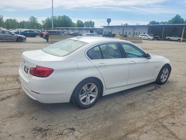 2013 BMW 528