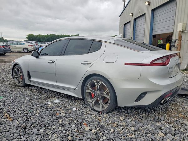 2018 KIA STINGER
