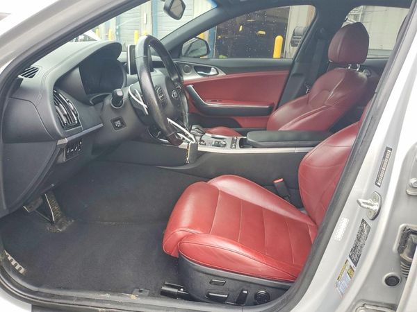 2018 KIA STINGER