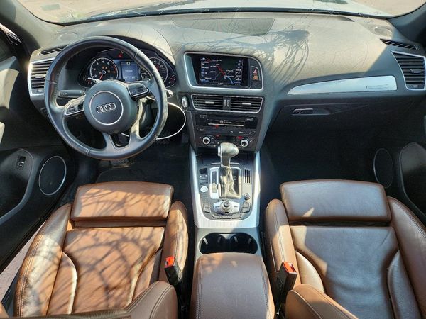 2017 AUDI Q5 quattro Premium Plus