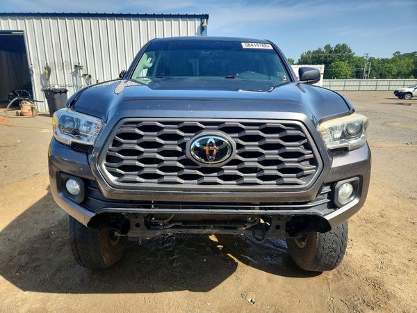 2016 TOYOTA TACOMA
