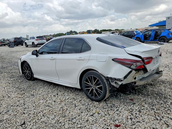 2021 TOYOTA CAMRY